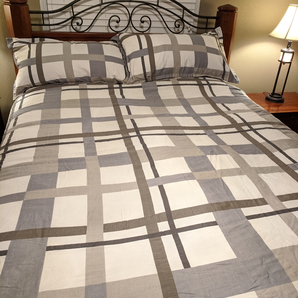 Ink & Ivy California King Comforter
